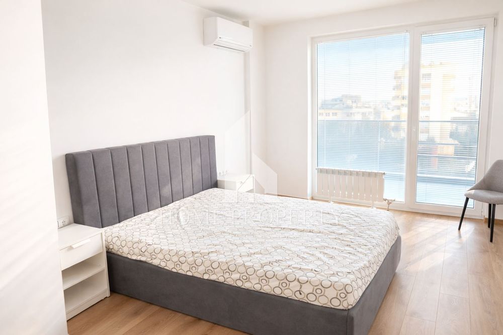 4-стаен в София-Красно Село площ 130 цена 1200