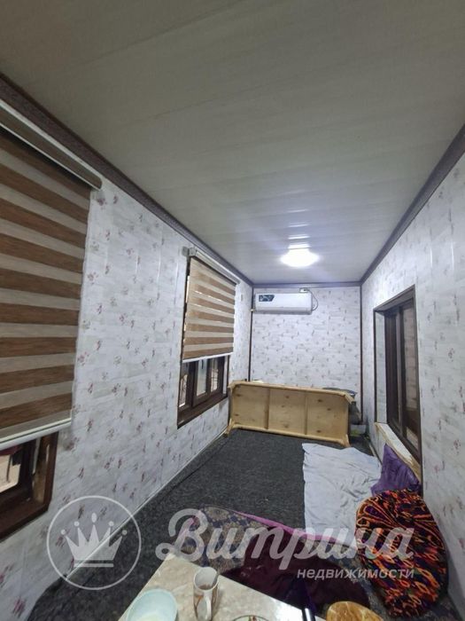 Продается 4 комнатная квартира Юнусабад 16 квартал.