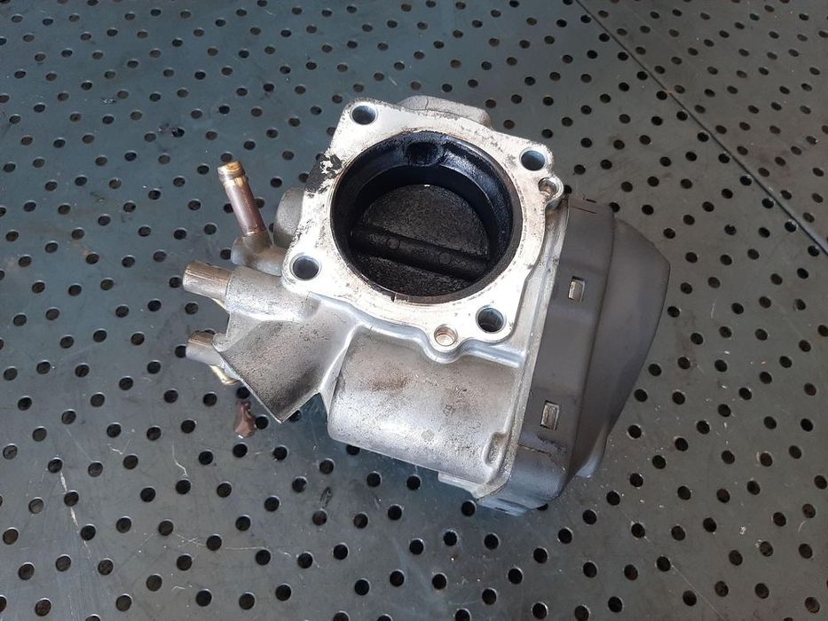 clapeta acceleratie 1.6 b vw golf 4 new beetle audi a3 8l seat leon 06aa