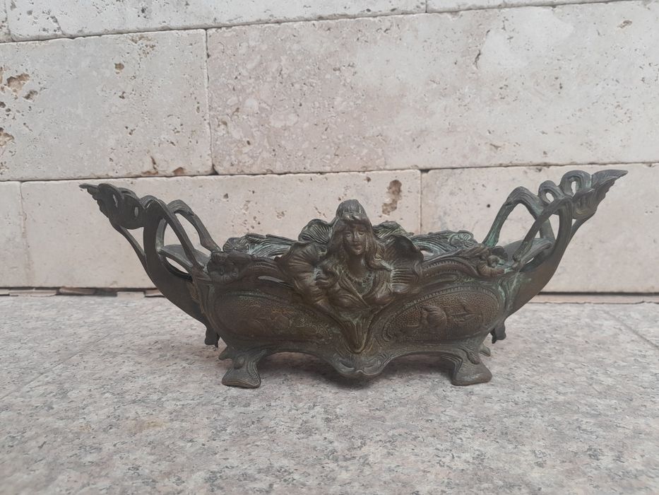 Obiect decorativ foarte vechi din bronz,  transport gratuit