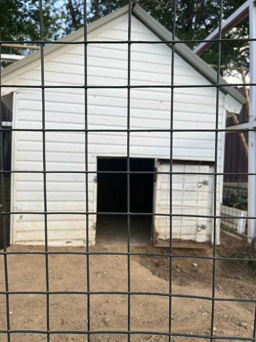 Продам будку для собаки