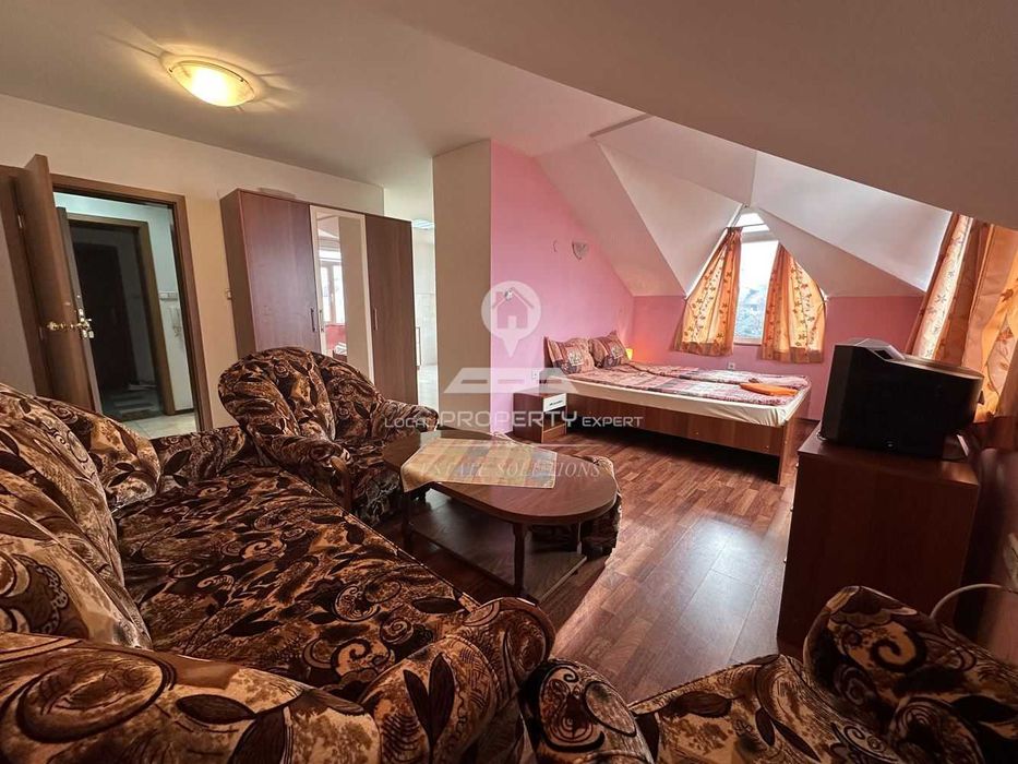 Апартамент двустаен, обзаведен в Банско