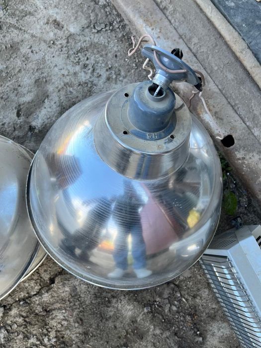 Продам светильники