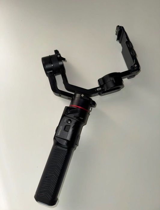 Vând Stabilizator Gimbal Manfrotto MVG220 complet la cutie, impecabil
