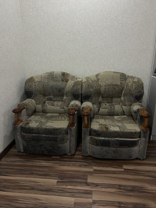 Креслолар, кровать