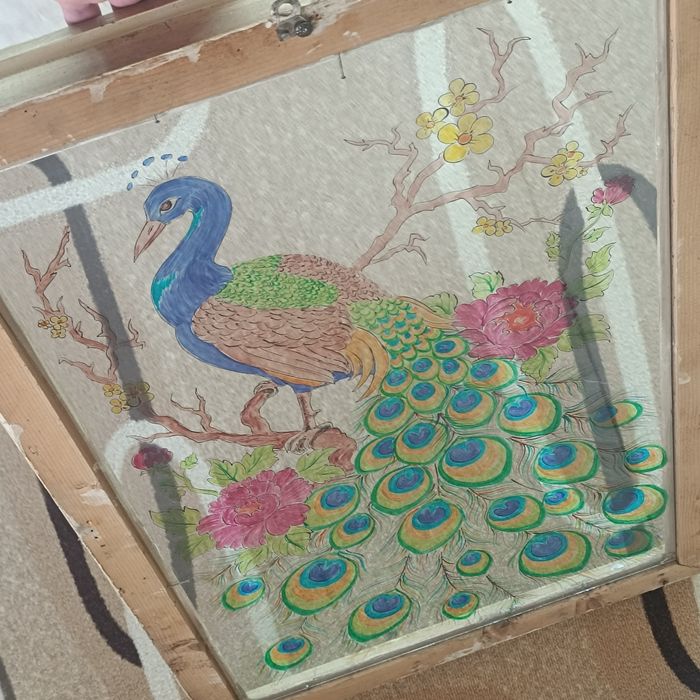 Рисунка върху стъкло /стъклопис