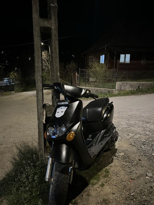 Vand scuter yamaha neos