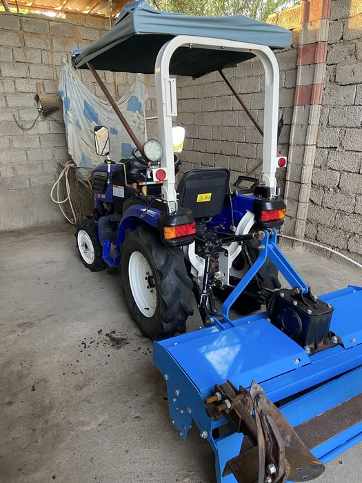 traktor mini sotiladi