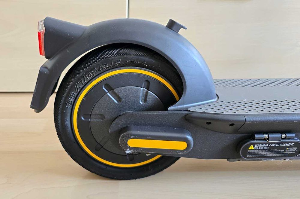 Segway Ninebot Kickscooter MAX G30E II в отлично състояние