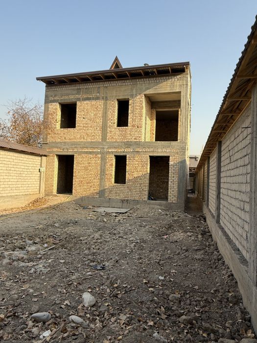 Учаска сотилади срочна 5 сотих