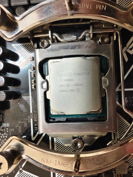 Processor Intel i7-8086K Coffee Lake, 5GHz, 12MB+Cooler Noctua NH-D15