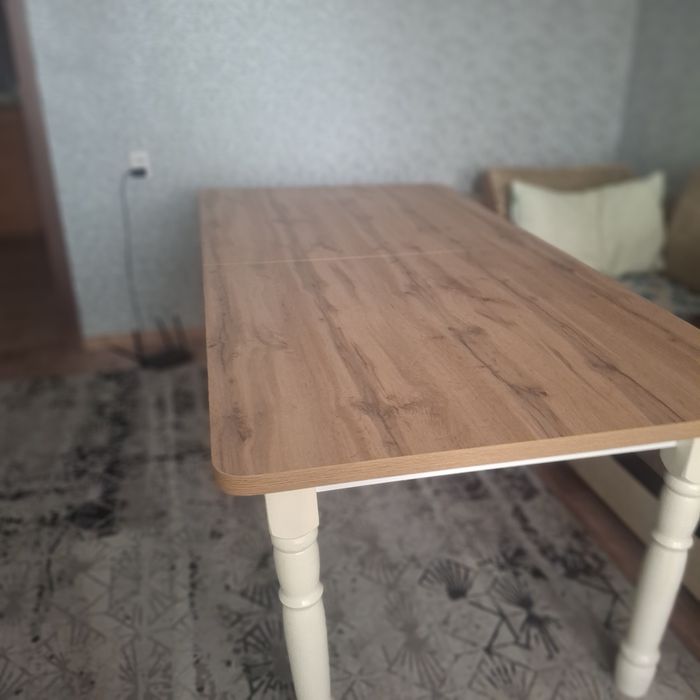 Продам новый стол 70 тыс тенге