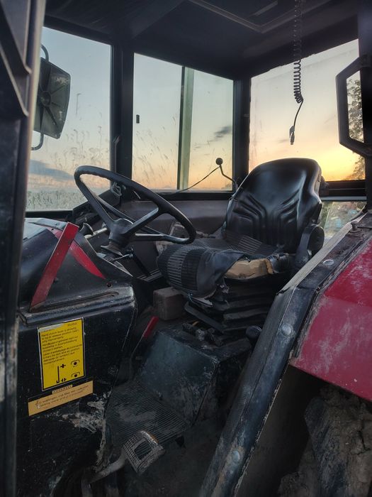 Vând tractor international 844-s