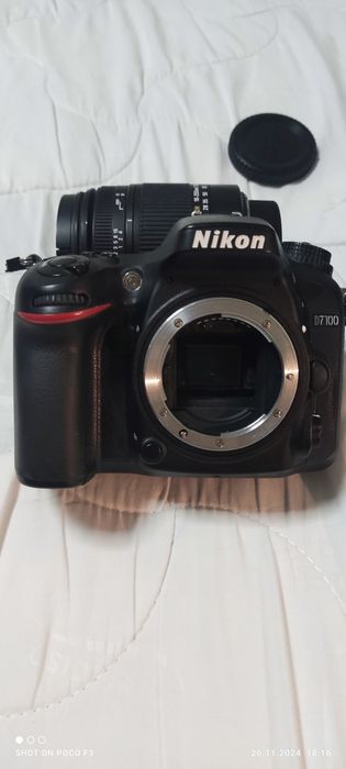 Nikon D7100+обективи и аксесоари