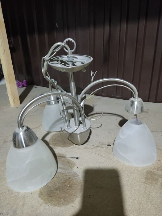 Люстры разные качественные