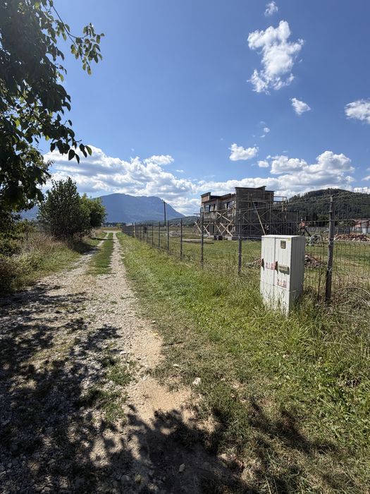 Teren de vanzare cu PUZ si utilități