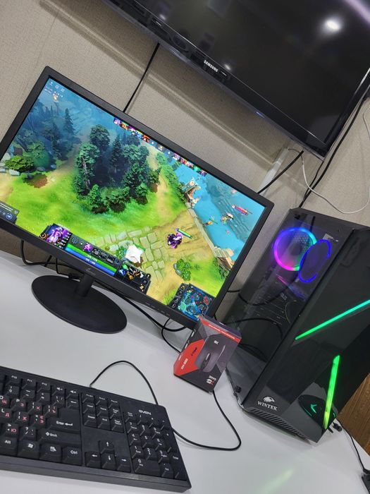 Игровой компьютер мощный .