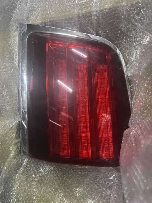 Задние фары Lexus 570-й