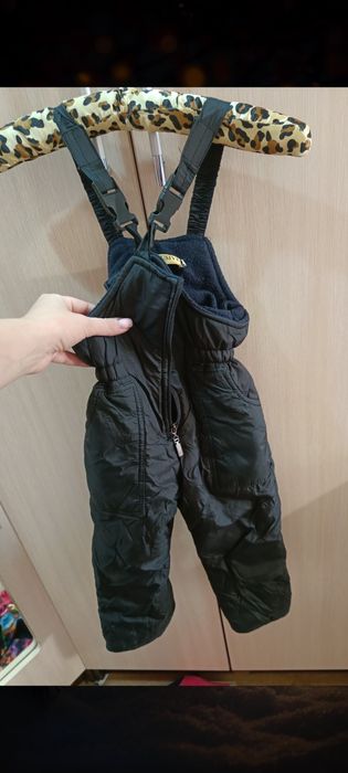 Продам детскую куртку