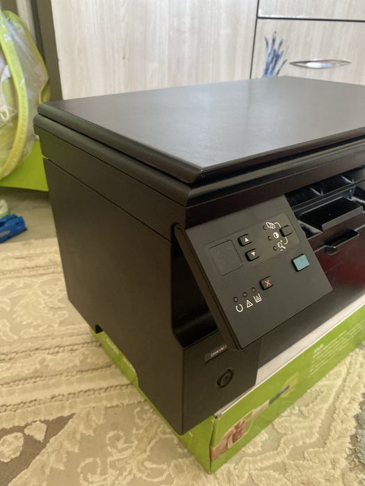 Принтер lasertJet M1132 HP 3/1  черный