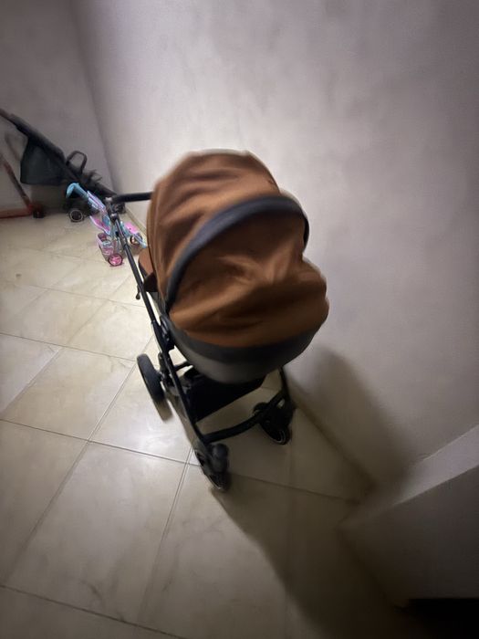 Продам каляску в хорошом состояний