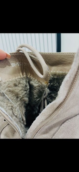 Ботинка теплая зима 39