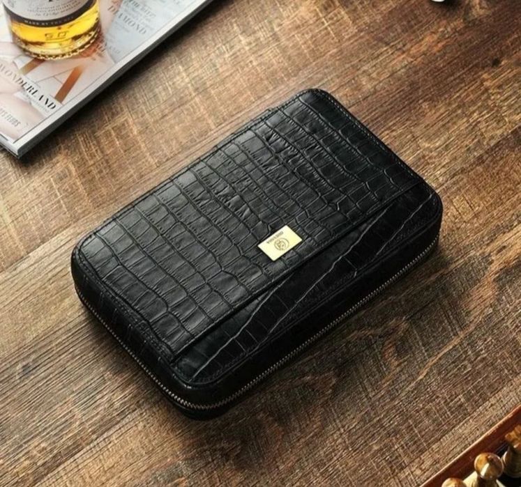 Gevara преносим Хумидор За Пури в комплект с Запалка и  Ножица