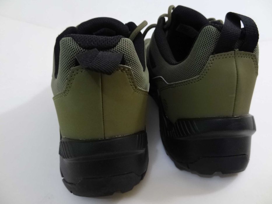 Adidas Terrex Traxion,размер 44,нови,оригинални,мъжки обувки.