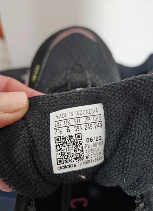 Adidași Adidas ZX 2K Boost Cold.RDY, water-repellent – NOI, mărimea 39