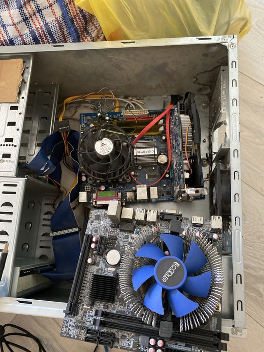 Продам на запчасти системные блоки