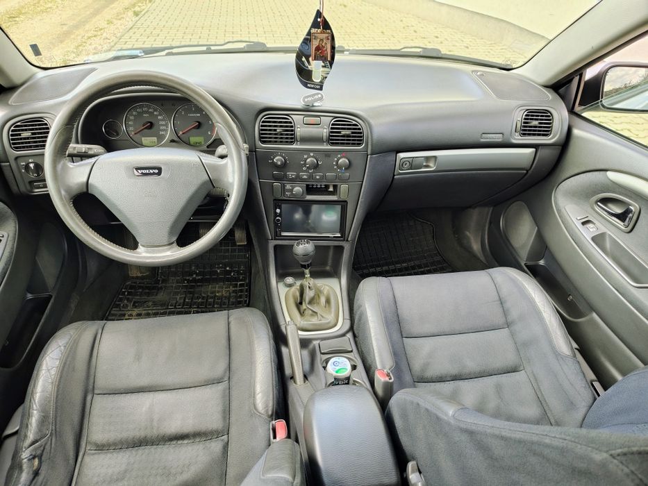 Volvo V40 (2004, 1.9DI)
