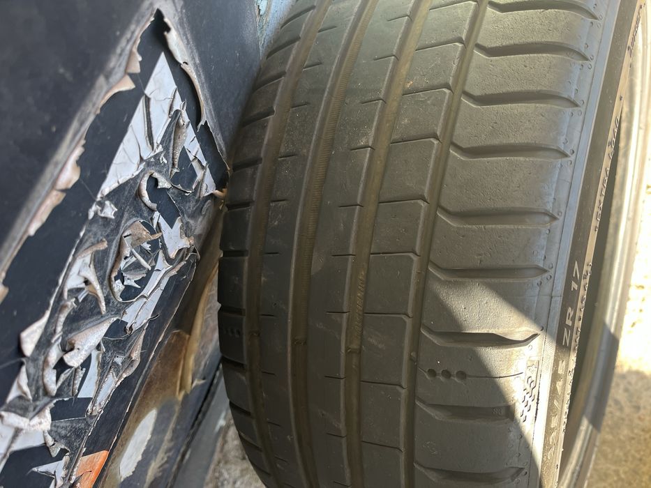 Гуми 225/45/17 мишелин пилот спорт 5