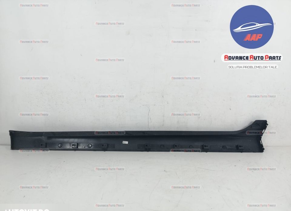 Волво В90 Крос Кънтри / Volvo V90 Cross Country Оригинален десен праг