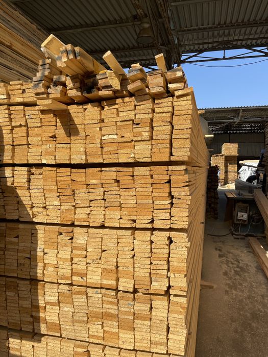 Пиломатериал доски балки стропилы