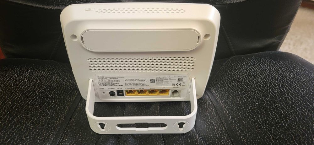 ZYXEL 4G Router LTE3316-M604 liber