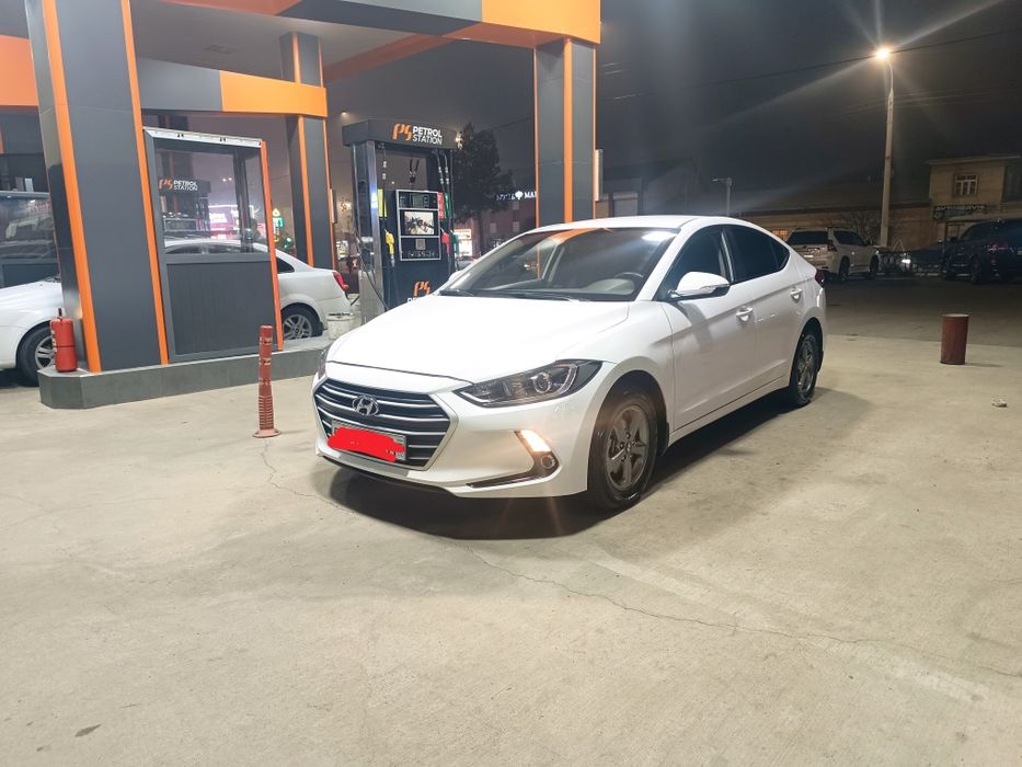 Hunday elantra  sroʻchne sotladi