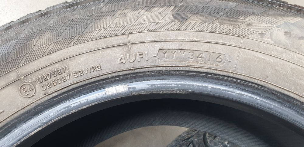 Anvelope iarna 215/60R16 Yokohama w drive