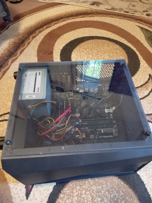 PC și componente de vânzare
