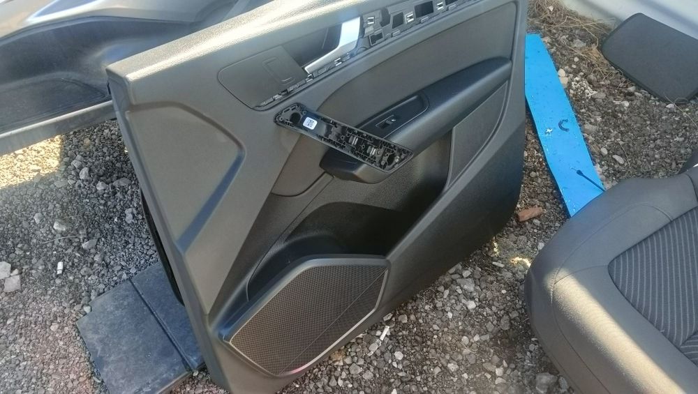 Салон Q5 като Нов