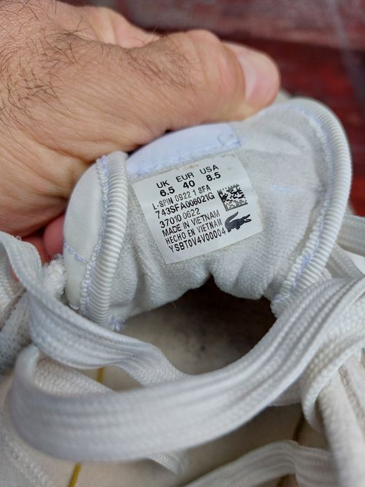 Adidași lacoste 40