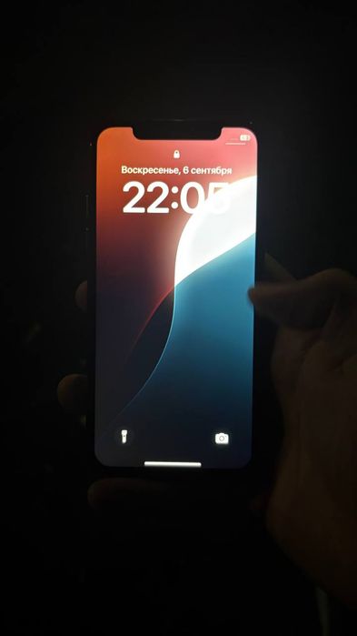 продам iPhone XS