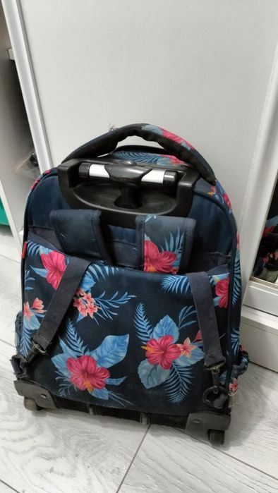 Сумка школьная детская с колесами