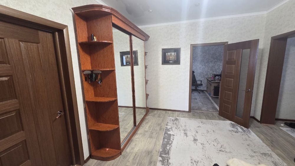 Продам шкаф-купе