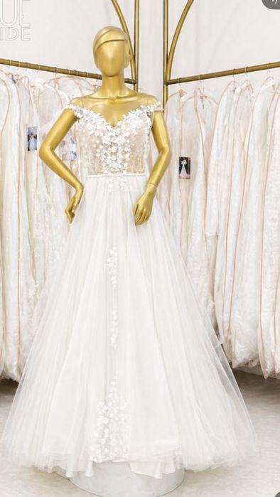 Свадебные платья