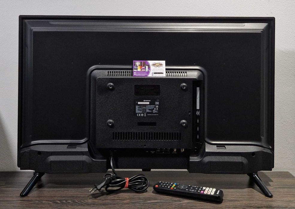 Televizor LED Smart Vortex HD Model V32R0212VS, diagonala 81 cm