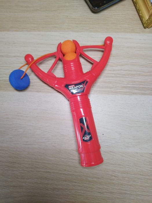 Продам игрушку рогатку