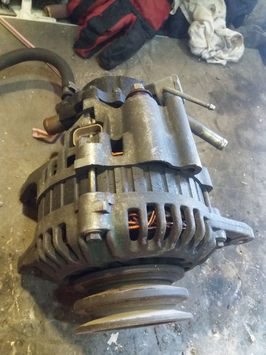 генератор митсубиси продам