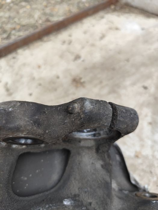 Fuzeta drepta fata audi Q5 cod 4G0407254B