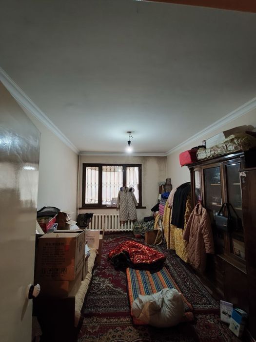 Chilonzor 19 kvartil 2/1/4 balkon 1.5/3 srochno sotiladi rom akfa