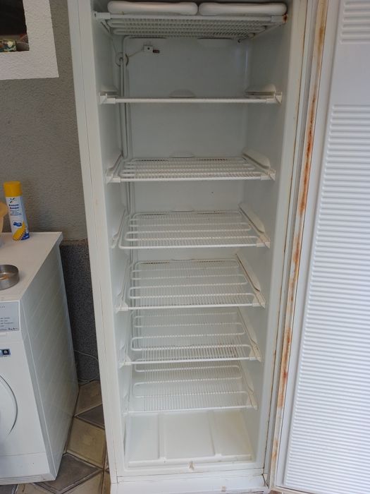 Congelator cu 7 sertare